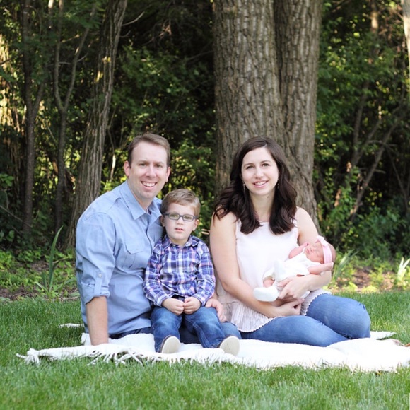 Meet your Posher, Emily - Picture 1 of 1